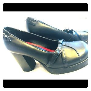 Mudd black vintage gothic style heels, 5.5